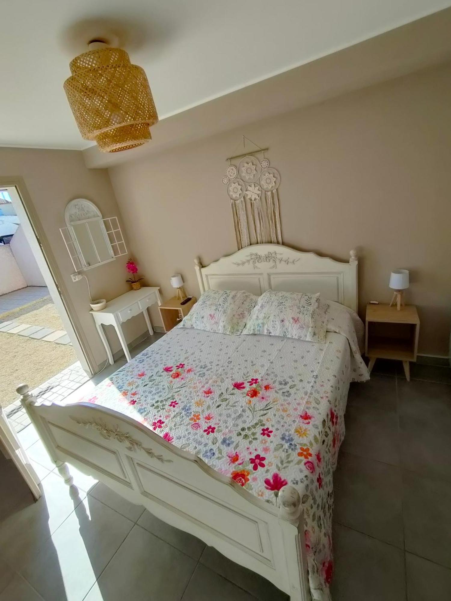 Chambre Privee Фос-сюр-Мер Экстерьер фото